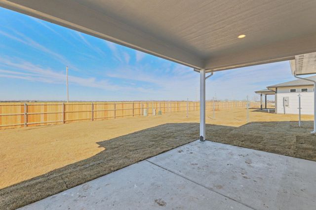 596 W Long Path Ct, Goddard, KS 67052