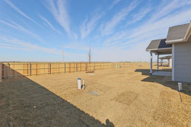 596 W Long Path Ct, Goddard, KS 67052