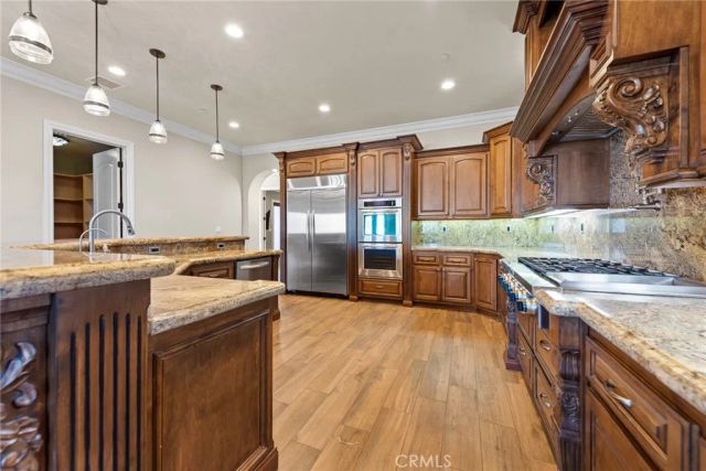 670 Pinnacle Ridge Road, Riverside, CA 92506