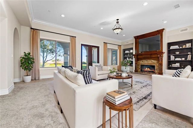 670 Pinnacle Ridge Road, Riverside, CA 92506