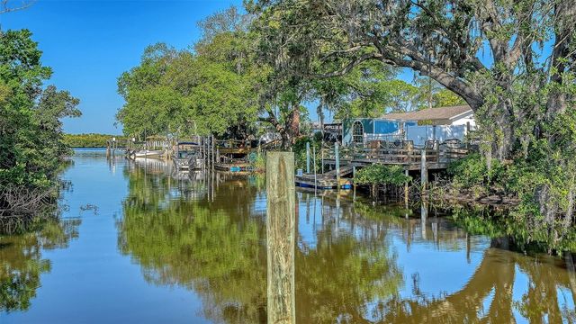 1812 54TH STREET E, Bradenton, FL 34208