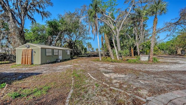 1812 54TH STREET E, Bradenton, FL 34208