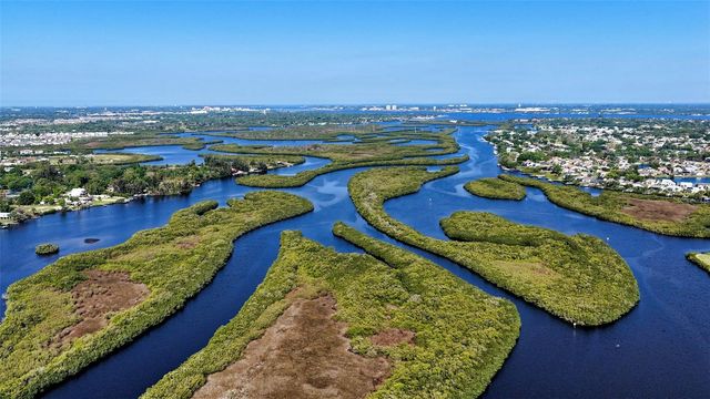 1812 54TH STREET E, Bradenton, FL 34208