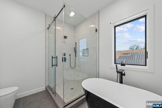 793 Inwood Terrace, Cliffside Park, NJ 07010