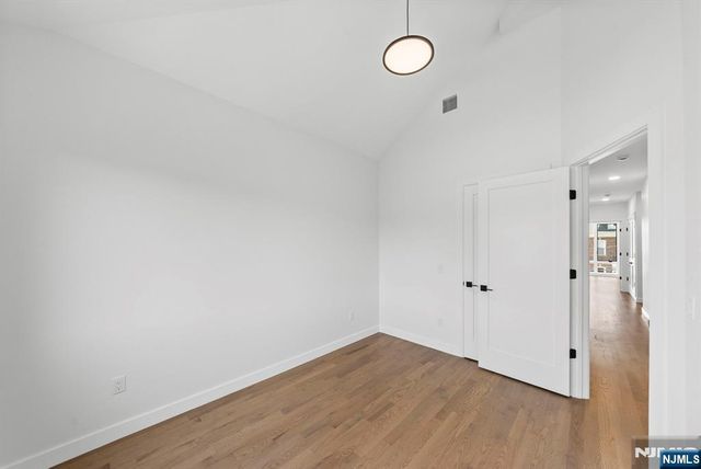 793 Inwood Terrace, Cliffside Park, NJ 07010