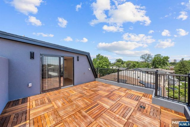 793 Inwood Terrace, Cliffside Park, NJ 07010