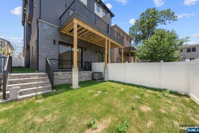 793 Inwood Terrace, Cliffside Park, NJ 07010