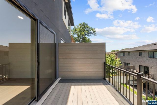 793 Inwood Terrace, Cliffside Park, NJ 07010
