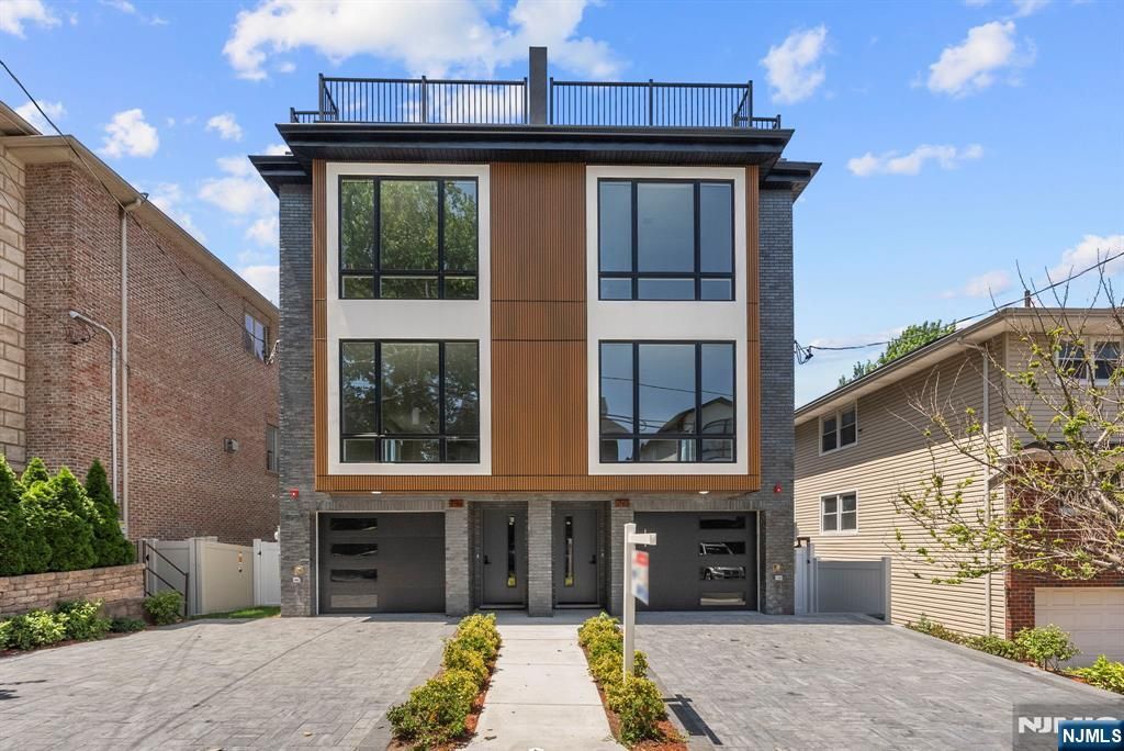 793 Inwood Terrace, Cliffside Park, NJ 07010