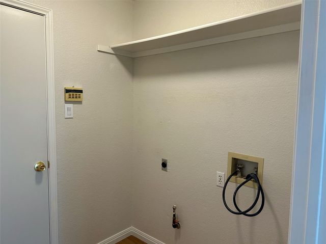 104 Benchmark ST, Georgetown, TX 78626