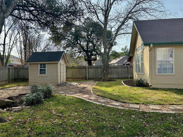 104 Benchmark ST, Georgetown, TX 78626