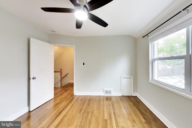 640 CHESAPEAKE ST SE, Washington, DC 20032
