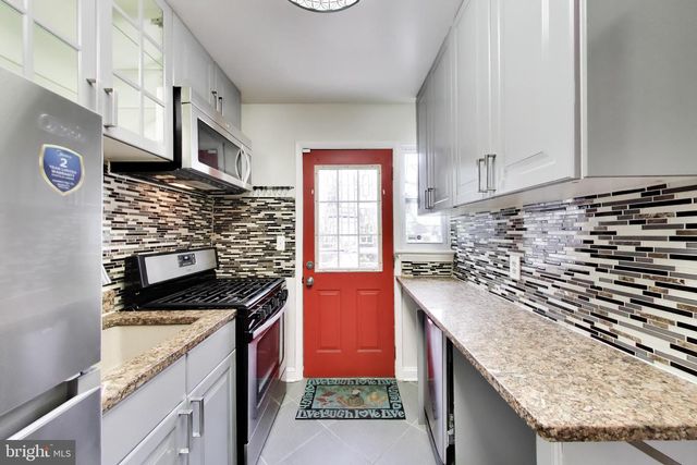 640 CHESAPEAKE ST SE, Washington, DC 20032