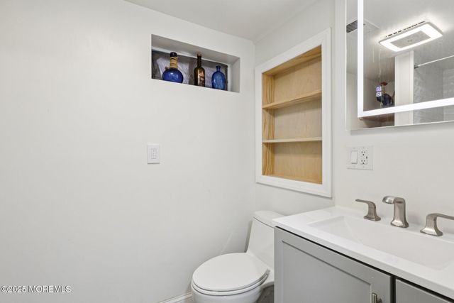 3 Duke Lane, Hazlet, NJ 07730