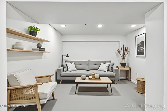 3 Duke Lane, Hazlet, NJ 07730