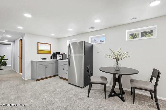 3 Duke Lane, Hazlet, NJ 07730