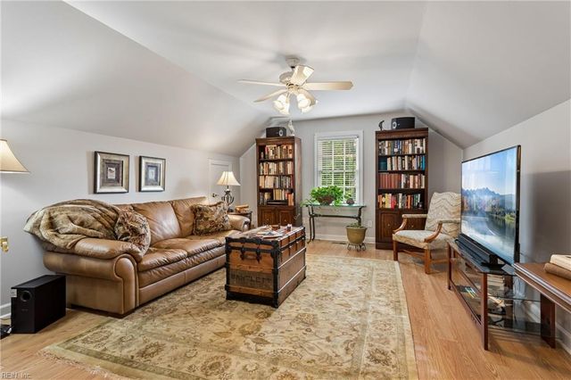100 Spring BR, Williamsburg, VA 23185