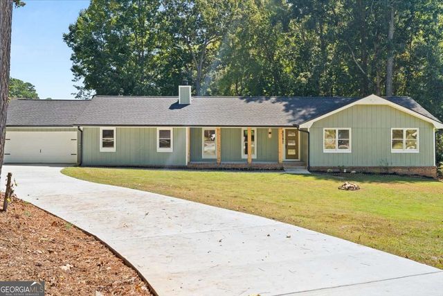 2177 E Chester Circle SE, Conyers, GA 30013