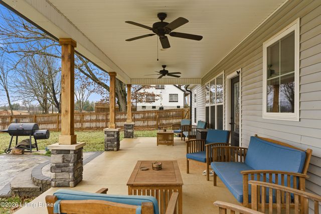 816 Otter Creek Rd, Vine Grove, KY 40175