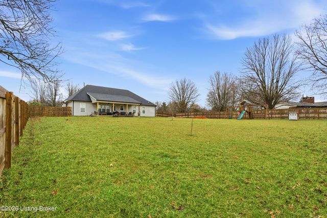 816 Otter Creek Rd, Vine Grove, KY 40175
