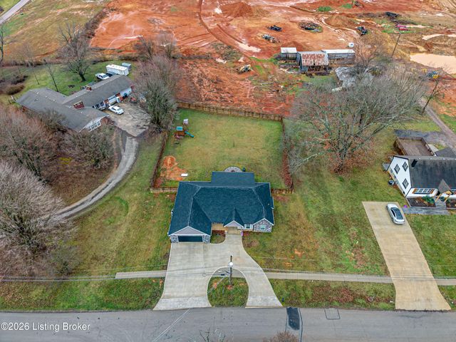 816 Otter Creek Rd, Vine Grove, KY 40175