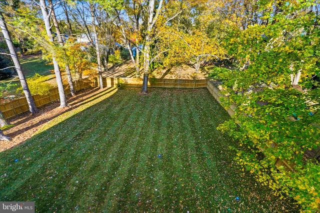 9408 OLD COURTHOUSE RD, Vienna, VA 22182