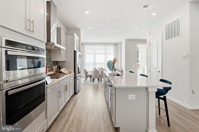 16233 CONNORS WAY, Rockville, MD 20855