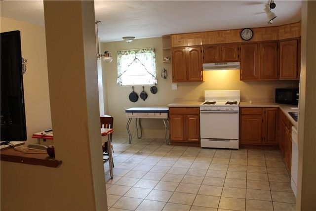 204 Cambria Ave, Avonmore, PA 15618