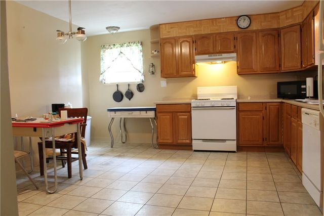 204 Cambria Ave, Avonmore, PA 15618