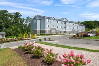 36 Old Louisquisset Pike 104, North Smithfield, RI 02896