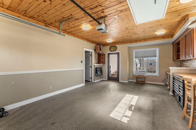 7887 Dempsey Way, Inver Grove Heights, MN 55076