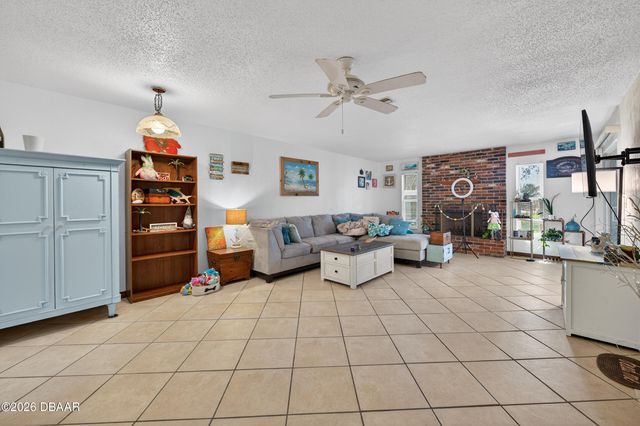 1402 Portobello Drive, Port Orange, FL 32127