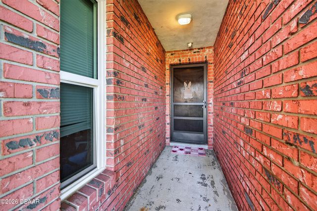 1402 Portobello Drive, Port Orange, FL 32127