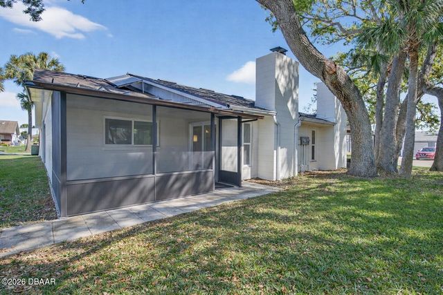 1402 Portobello Drive, Port Orange, FL 32127