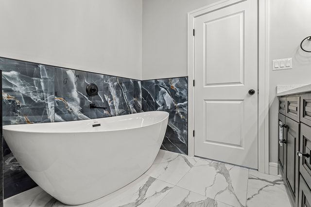 4827 S Saint Lawrence Avenue, Chicago, IL 60615