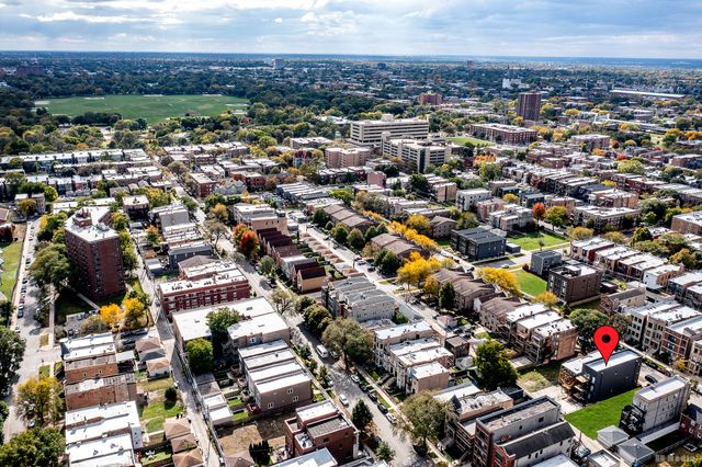 4827 S Saint Lawrence Avenue, Chicago, IL 60615