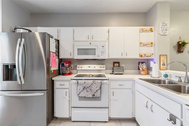 291 COUNTRYSIDE KEY BOULEVARD, Oldsmar, FL 34677