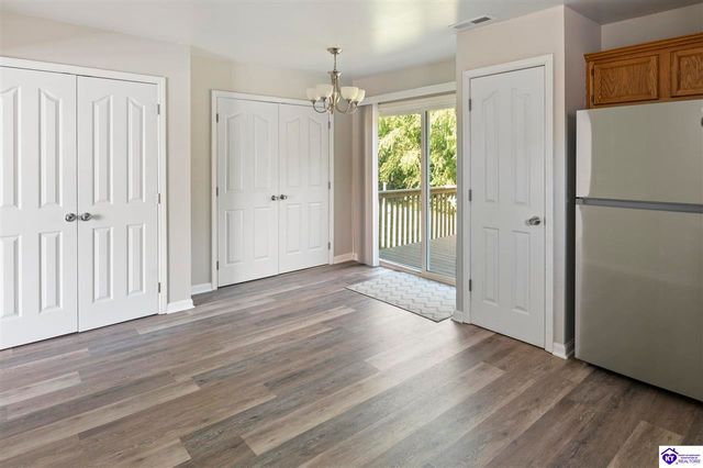 286 Seventh Avenue, Shepherdsville, KY 40165