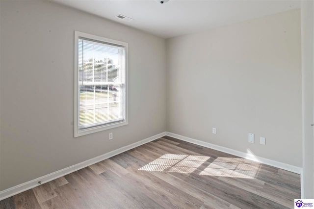 286 Seventh Avenue, Shepherdsville, KY 40165