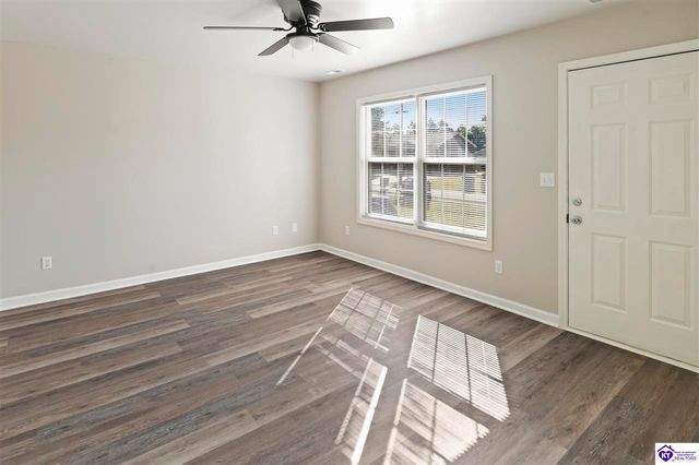 286 Seventh Avenue, Shepherdsville, KY 40165