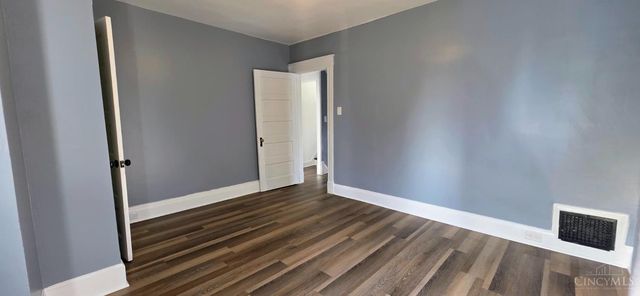 2569 Marsh Avenue, Norwood, OH 45212