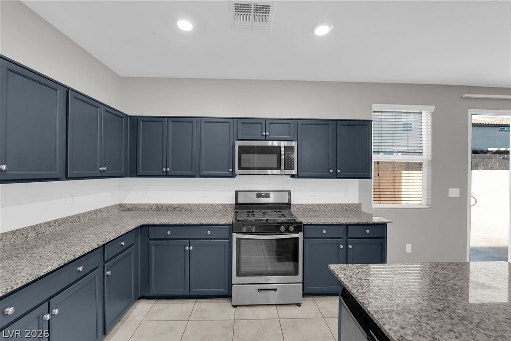 7081 Baza Avenue, Las Vegas, NV 89113 — photo 3