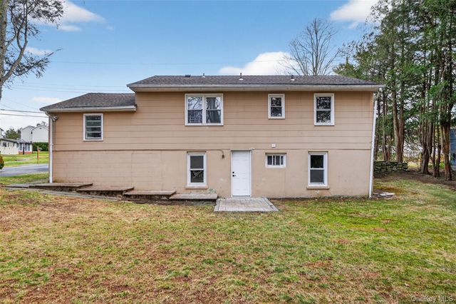 1727 Central Street, Yorktown Heights, NY 10598