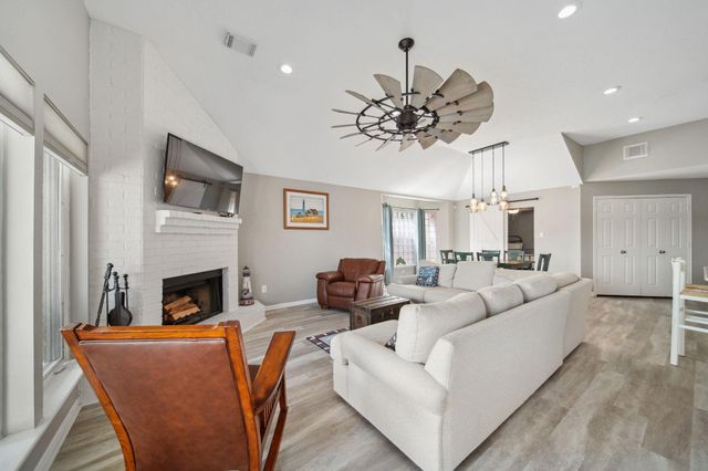 12858 Pelican Island Drive, Willis, TX 77318