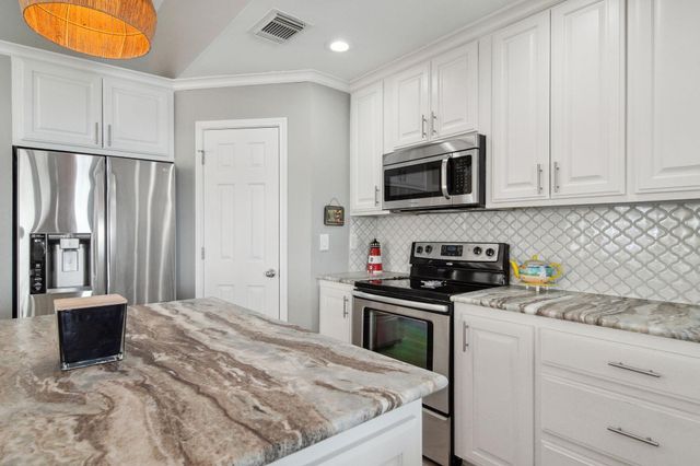 12858 Pelican Island Drive, Willis, TX 77318