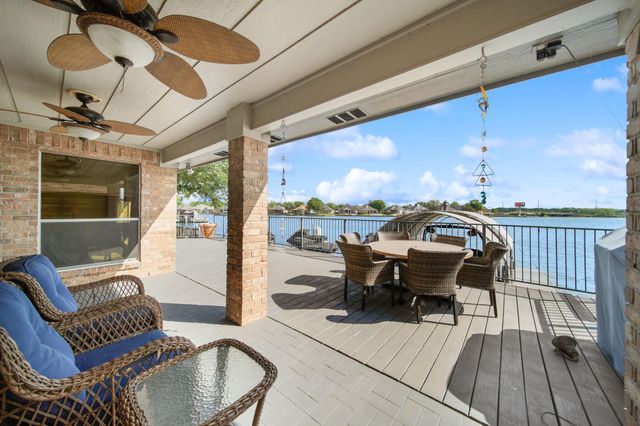 12858 Pelican Island Drive, Willis, TX 77318