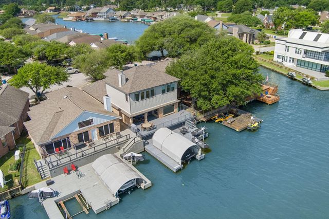 12858 Pelican Island Drive, Willis, TX 77318