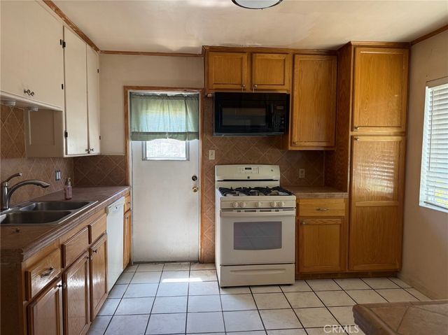 13034 Woodridge, La Mirada, CA 90638