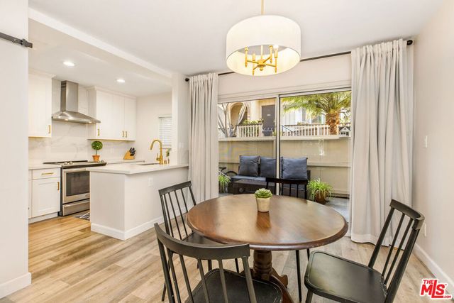 8025 Redlands Street 13, Playa Del Rey, CA 90293