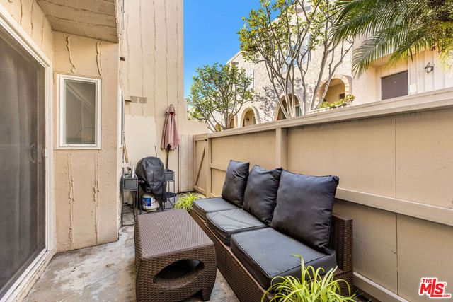 8025 Redlands Street 13, Playa Del Rey, CA 90293